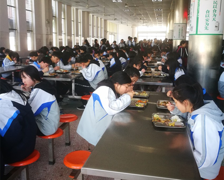 學校飯堂承包