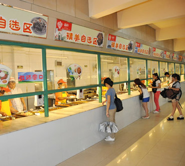 學校飯堂承包